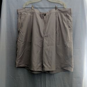 Columbia pleatedl dressy shorts